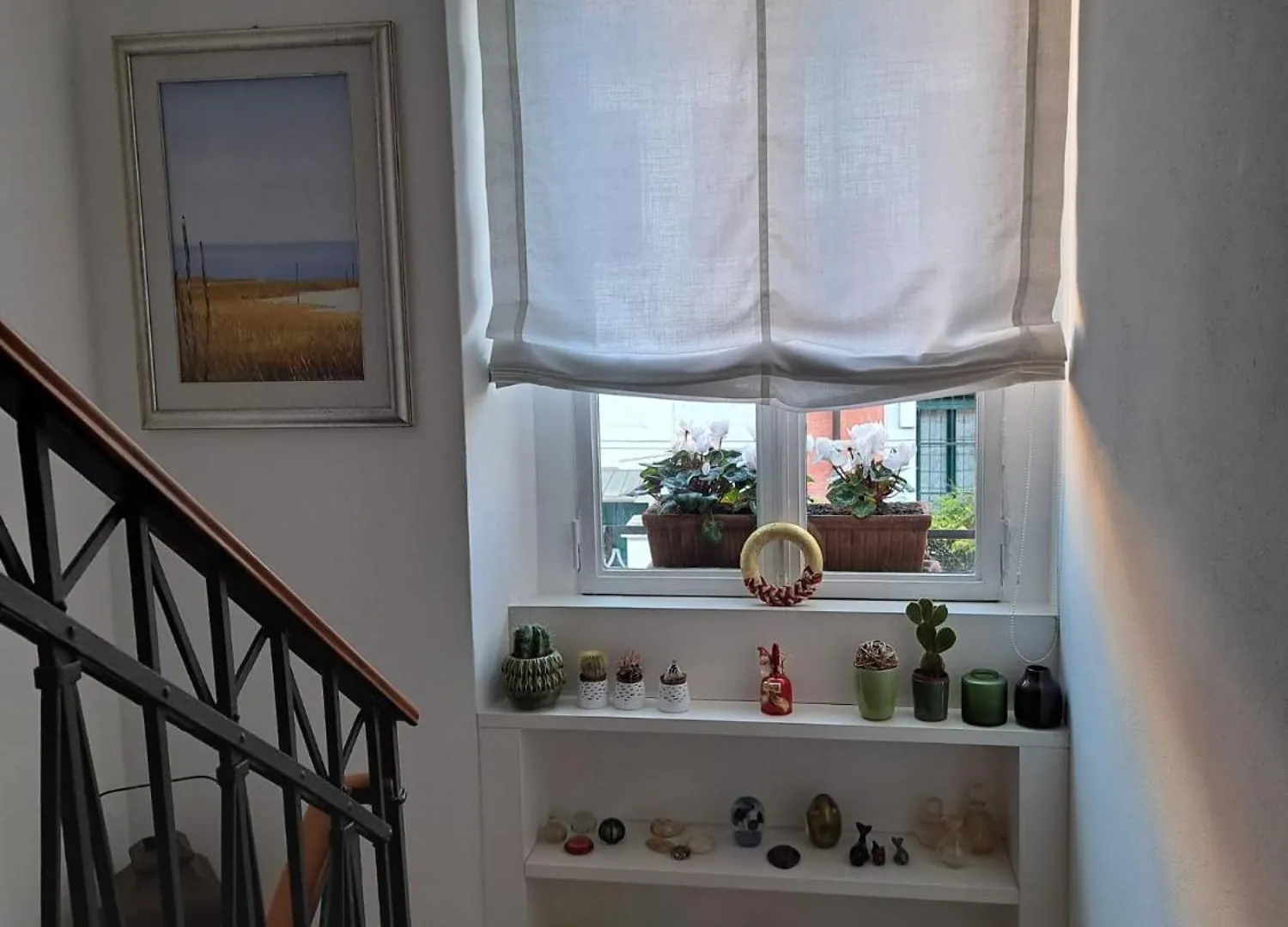 Bed & Breakfast Casa Mari - Free Secure Parking, Breakfast, Private Bathroom, Wifi, Garden, Aircon, 3 Min Walk To Metro And Train Station Milano