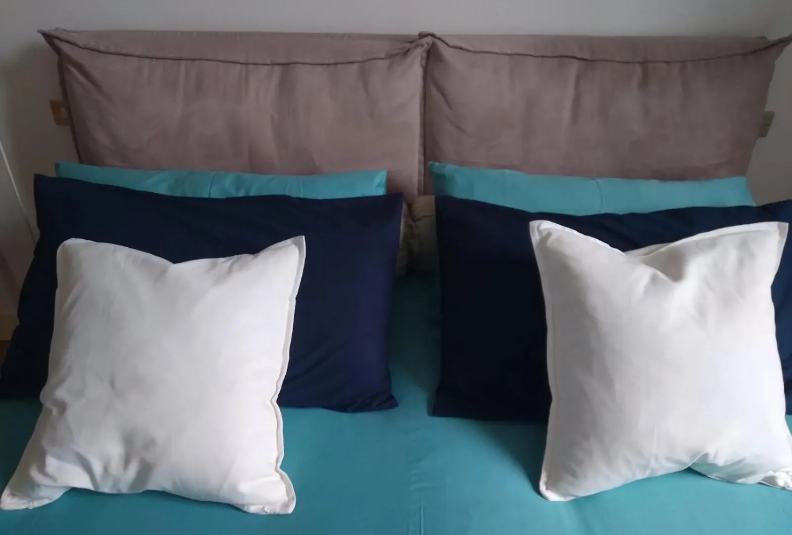 Bed & Breakfast Casa Mari - Free Secure Parking, Breakfast, Private Bathroom, Wifi, Garden, Aircon, 3 Min Walk To Metro And Train Station Milano Italia